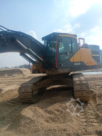 Crawler excavator Volvo EC380E