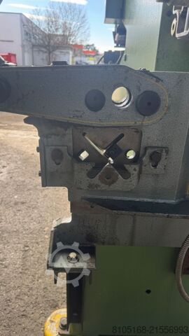 Profielstaalschaar MUBEA HP 450/760