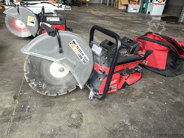 Malá zařízení Milwaukee MXF COS350-601