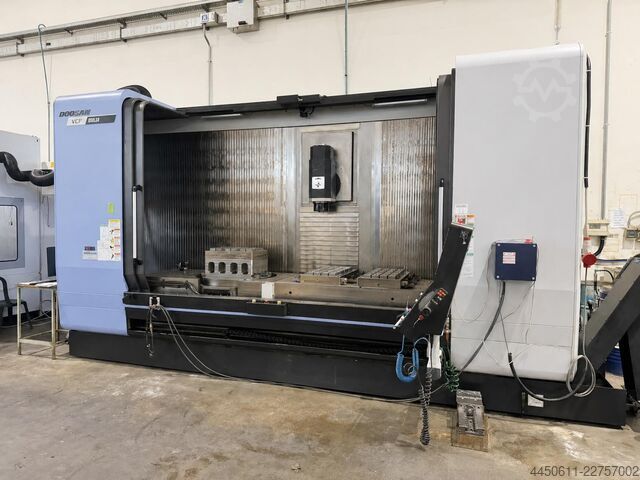 Vertikální obráběcí centrum DOOSAN VCF-850LSR