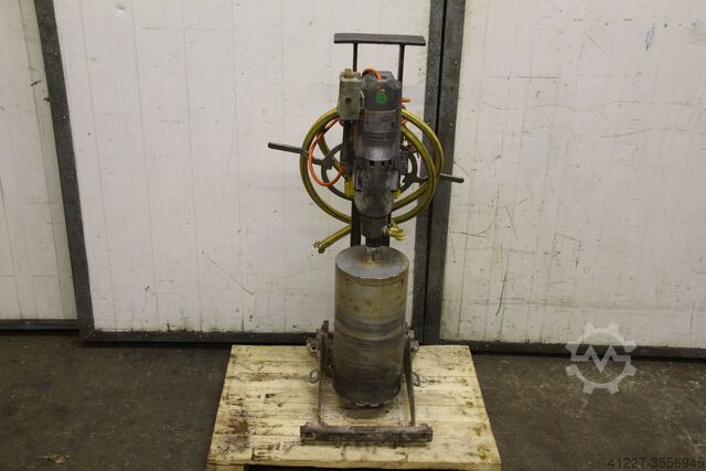 Diamond core drilling machine Milwaukee Ø 202 mm
