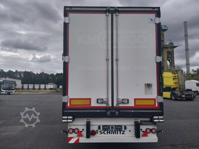 Geïsoleerde kastoplegger Schmitz Cargobull SKO 24/L - 13.4 FP Cool V7 DS/BB Pharma