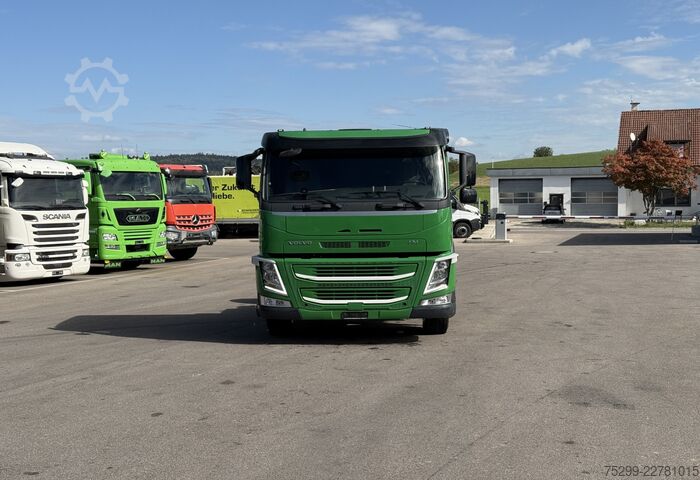 Podvozek nákladního auta Volvo FM-460 4x4R Fahrgestell / Swiss-Vehicle