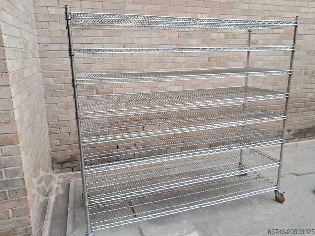 Wózki do studzenia chleba  