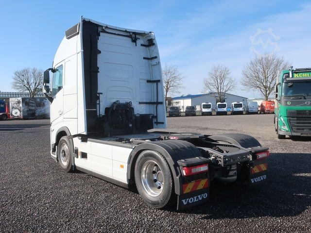 Cap tractor standard Volvo FH 500 Aero Euro 6 Globetrotter XL Leder