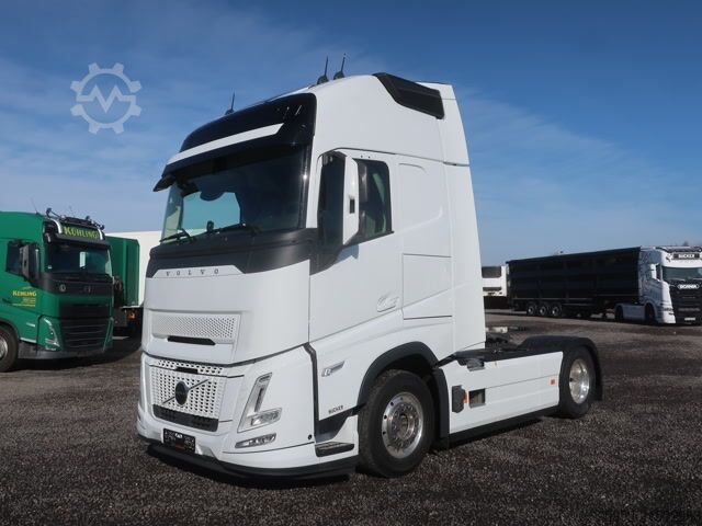 Cap tractor standard Volvo FH 500 Aero Euro 6 Globetrotter XL Leder