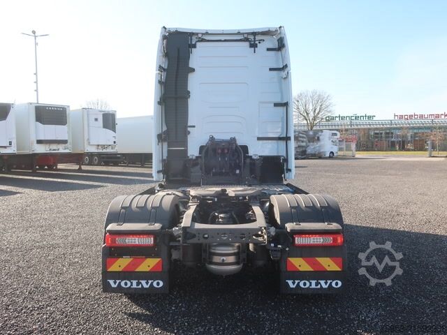 Cap tractor standard Volvo FH 500 Aero Euro 6 Globetrotter XL Leder