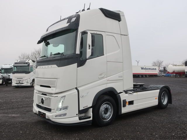 Cap tractor standard Volvo FH 500 Aero Euro 6 Globetrotter XL Leder Mikrowell