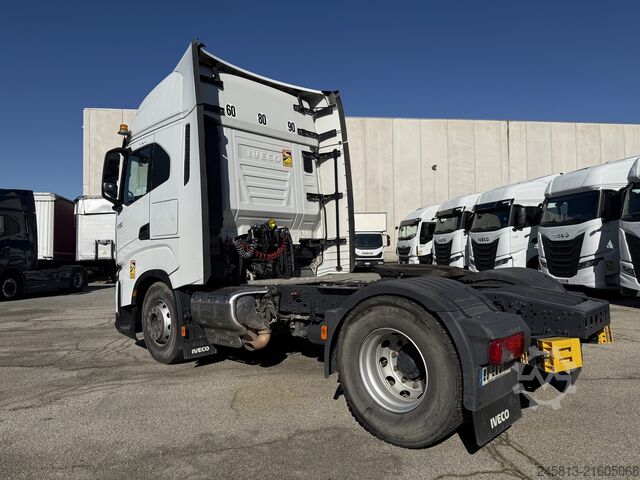 Tractora standard Iveco SWAY 510