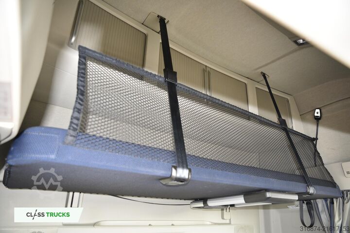 Standard tractor unit VOLVO FH 500 Globetrotter XL Varios