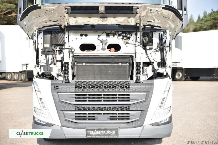 Standard tractor unit VOLVO FH 500 Globetrotter XL Varios