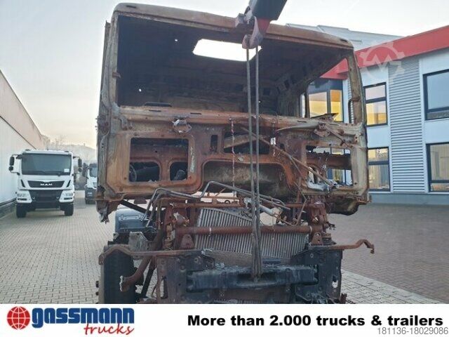 Vrachtwagenchassis MAN TGA 26.440 6x2 BL Brandschaden