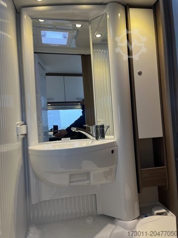 Teilintegriertes Wohnmobil CARADO V132 pro+-  Citroen 140 PS Austomat