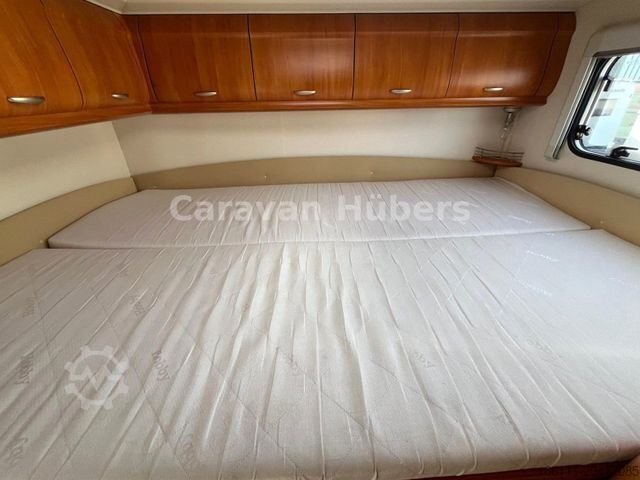 Teilintegriertes Wohnmobil HOBBY Van t 500 GFSC - Festbett - 2 x Klima - Sat/TV