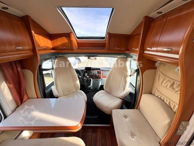 Teilintegriertes Wohnmobil HOBBY Van t 500 GFSC - Festbett - 2 x Klima - Sat/TV