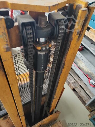 Handhubwagen OM CT 13 Hochhubwagen