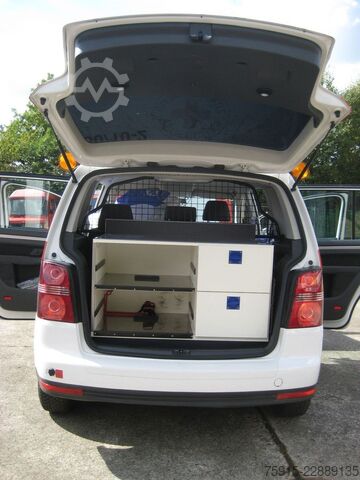 Vatrogasno vozilo VW Touran 2,0 TDI Einsatzfahrzeug Strobel *TÜV NEU*