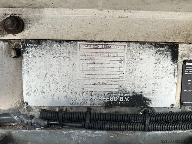 Volumentransport Van Eck Aircargo / Rollenbaan / Mega / SAF-Axle / Carrier