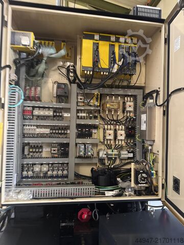 5 eksenli dikey işleme merkezi OKK VP 400