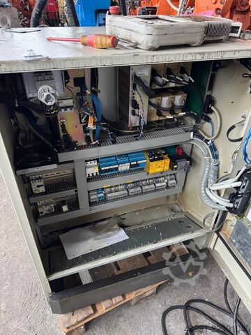  Yaskawa Motoman HP6 NX100