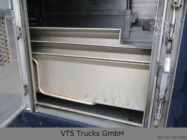 Przyczepa do transportu koni MENKE-JANZEN 4.Stock Viehanhänger m. Aggregat Hubdach Tränke