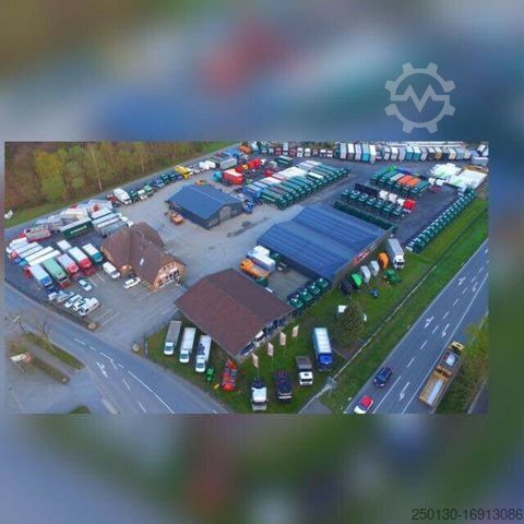 Przyczepa do transportu koni MENKE-JANZEN 4.Stock Viehanhänger m. Aggregat Hubdach Tränke