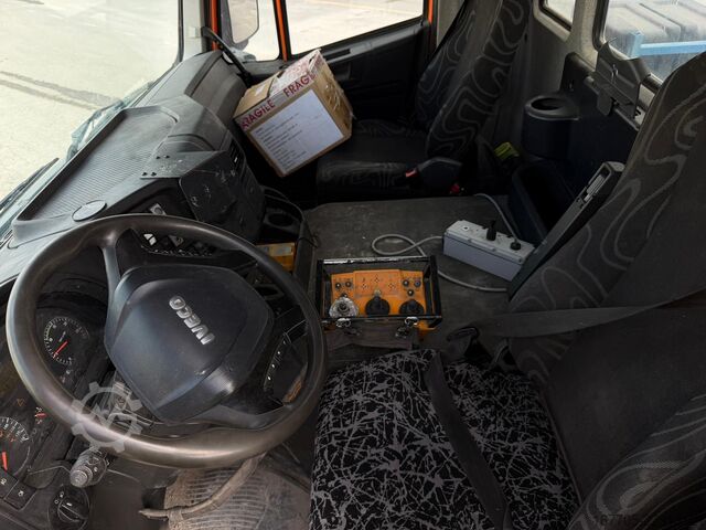  Iveco TRAKKER AD340T45