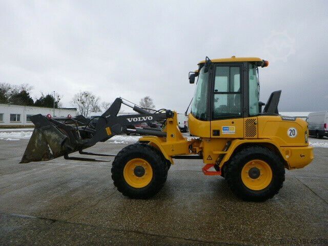 Wiellader VOLVO L30G Radlader 4x4 ALLRAD