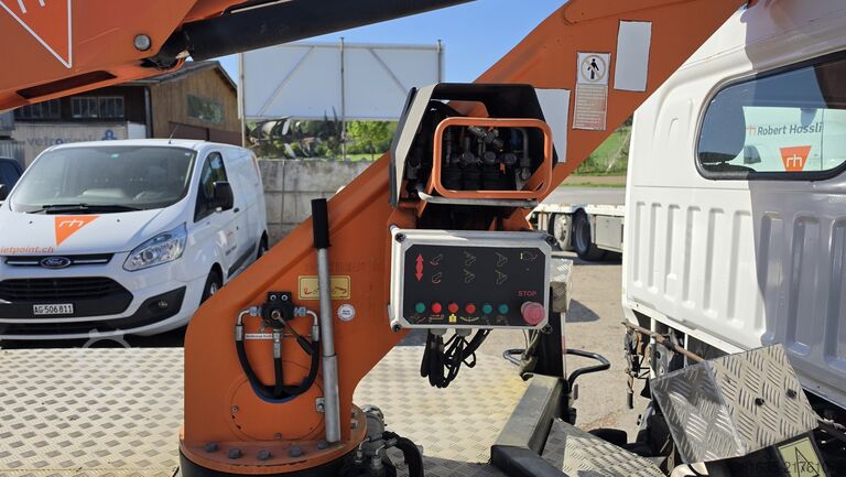 Mobil çalışma platformu Lion Lift GT18-12