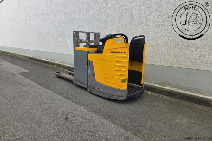 Komisjoner dwupoziomowy Jungheinrich ERD 220