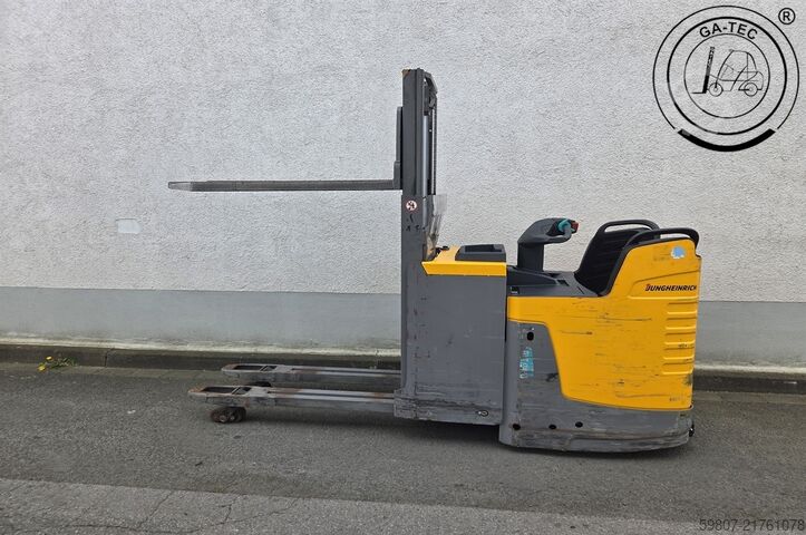 Komisjoner dwupoziomowy Jungheinrich ERD 220