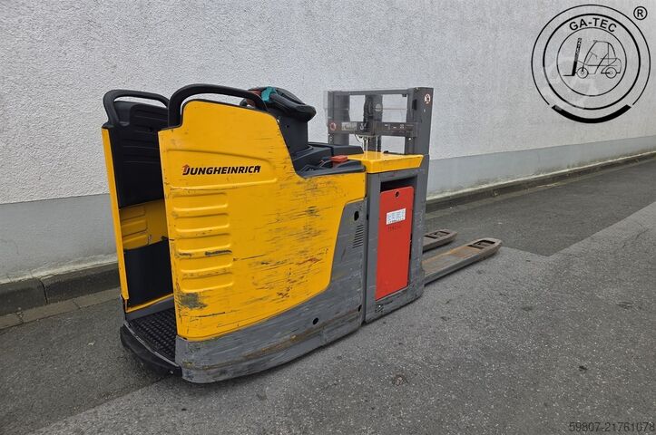 Komisjoner dwupoziomowy Jungheinrich ERD 220