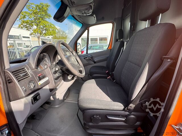 Werkplatform Mercedes-Benz Sprinter 516 Steiger France Elevateur142