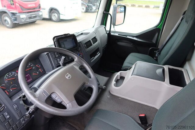Walizka Volvo FL 210 Bakwagen + DHollandia 1500 kg