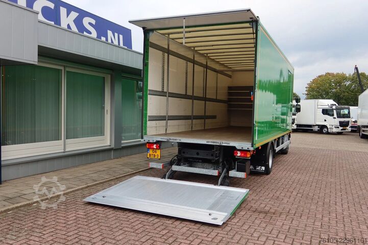 Walizka Volvo FL 210 Bakwagen + DHollandia 1500 kg