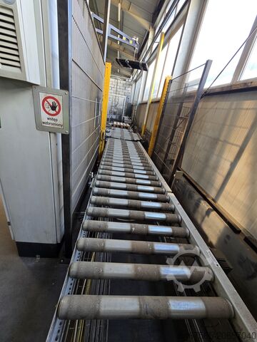 Linha automática para embalagem de briquetes Koch Robotersisteme