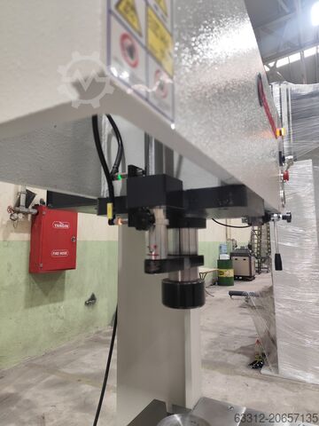 Enkelkoloms pers Durendus Montagepresse 20 Tonnen