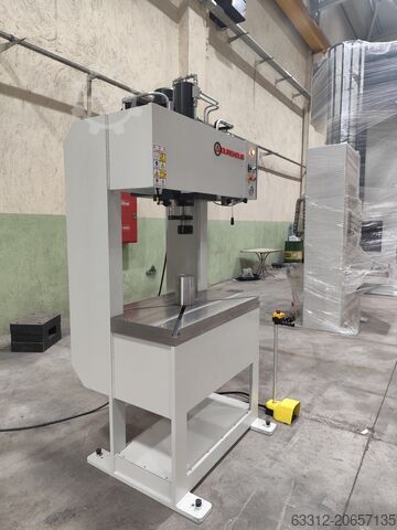 Enkelkoloms pers Durendus Montagepresse 20 Tonnen