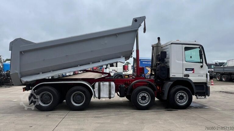Ribaltabile Mercedes-Benz Actros 4148 (3 PEDALES / 8X4 / LAMES / BIG AXLE...
