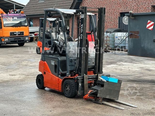 Frontlastare truck TOYOTA 16 T 48V Elektro Lithium-Ionen Batterie