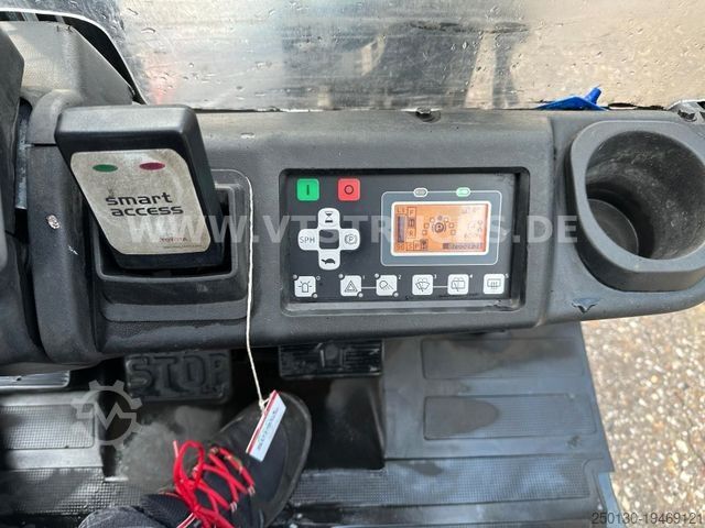 Frontlastare truck TOYOTA 16 T 48V Elektro Lithium-Ionen Batterie