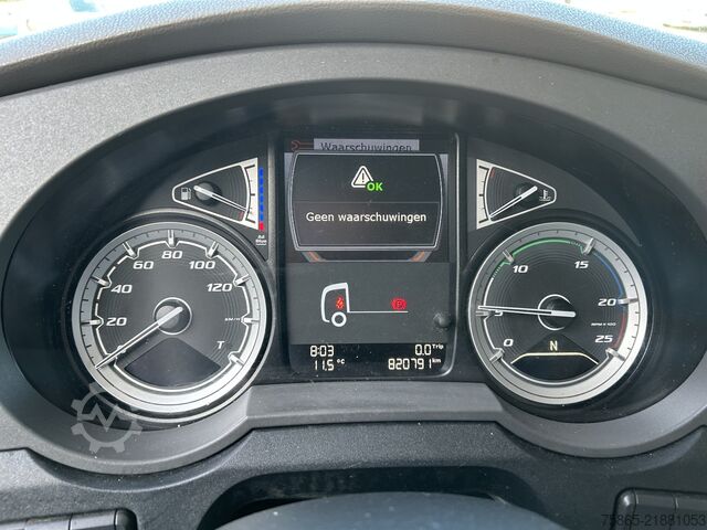 Standart-SZM DAF XF 450 FT Space Cab / 820 dkm / Tacho V2 / Nigh...