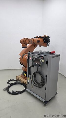 Robô industrial KUKA VKR 210 R2700 + (V)KR C2 ed05