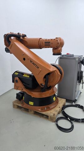 Robô industrial KUKA VKR 210 R2700 + (V)KR C2 ed05