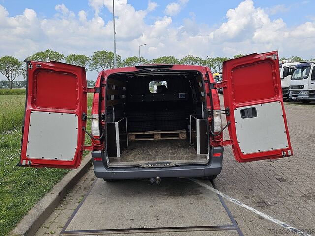 Kombi med högt tak MERCEDES-BENZ VITO 116 CDI EDITION L2
