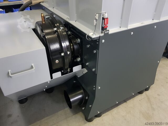 Wood chipper, shredder, chipper mütek MRZ 830 ECO