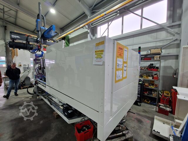 Injection molding machine ENGEL E-VICTORY 765H/170W/400 COMBI