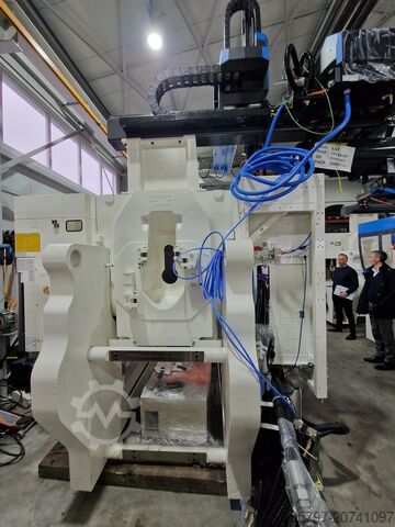 Injection molding machine ENGEL E-VICTORY 765H/170W/400 COMBI