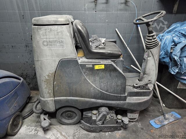 Scrubber drier Nilfisk BR755