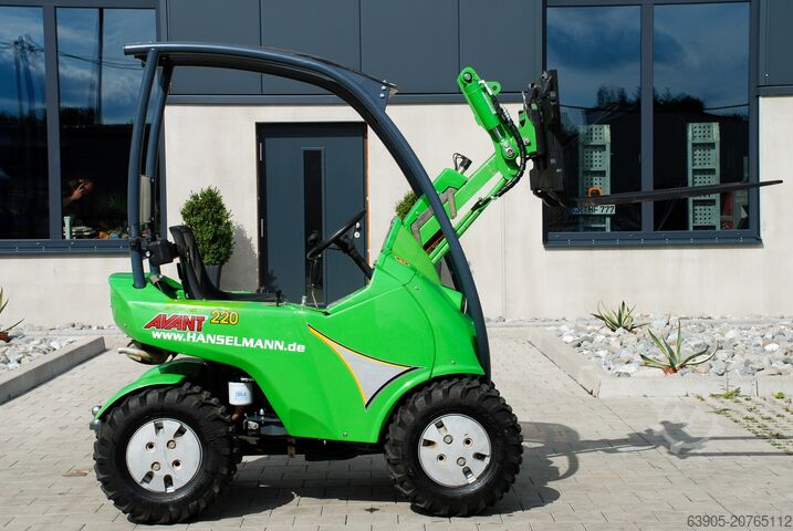 Construction machinery Avant Tecno Oy 220